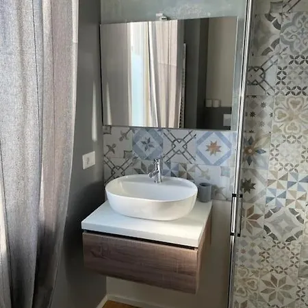 Cucchiari 7c アパート モデナ