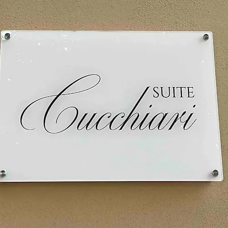 Cucchiari 7c アパート モデナ